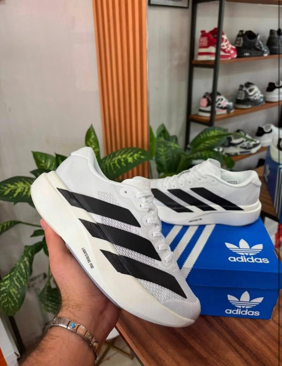 ADIDAS ADIZERO EVO WHITE BLACK