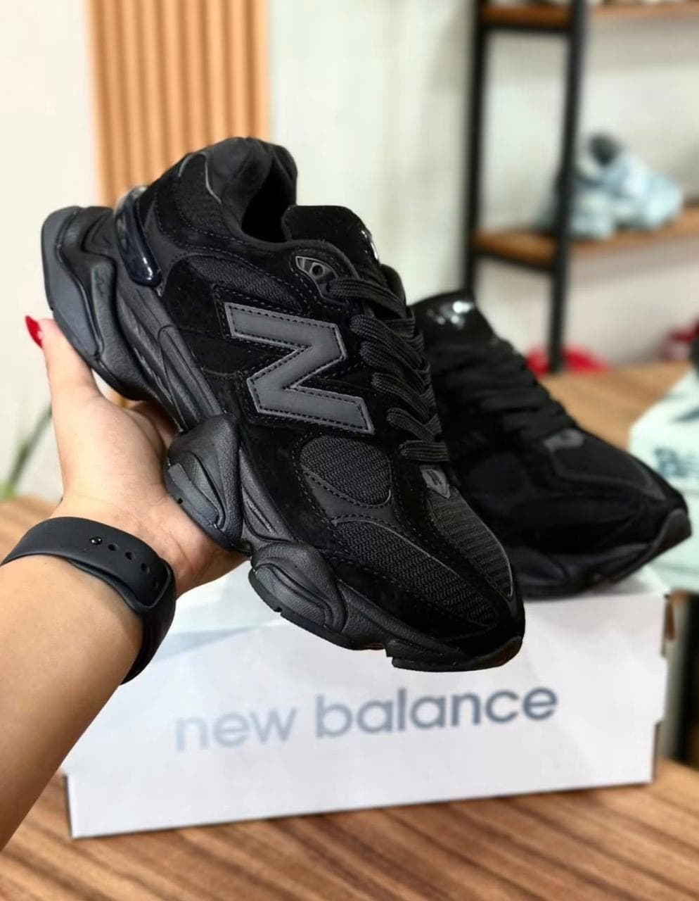 NEW BALANCE 9060 BLACK REFLECTIVE